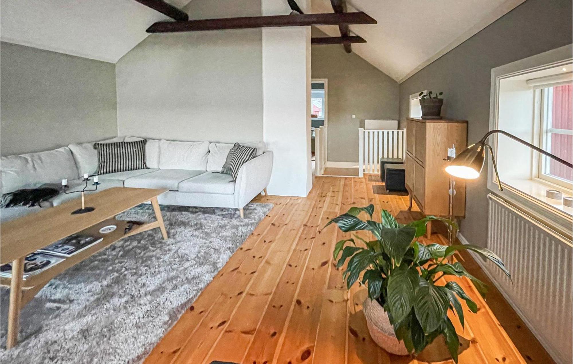 1 Bedroom Lovely Home In Moensteras Exteriör bild